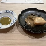 鮨 なんば - 蒸し鮑　肝ソース