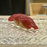 鮨 なんば - 赤身　甘く溶ける赤身　厚岸