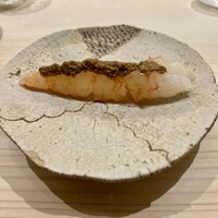 鮨 なんば 日比谷 - 牡丹海老　殻入り味噌が濃厚わずかな苦味がアクセント　嬉しい復活！