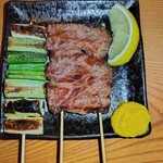 うめづ - 牛串とねぎ