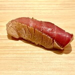 鮓樹 - 和歌山の本鮪赤身は9日寝かせて漬けました　もう見た目から美味しいｗ