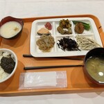 亀の井ホテル - 料理写真: