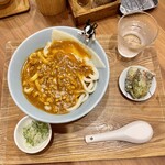手打ちうどん 上を向いて - 