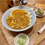 手打ちうどん 上を向いて - 