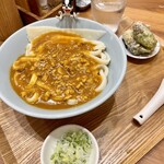 手打ちうどん 上を向いて - 