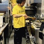 SPICY CURRY 魯珈 - AKINO LEE カレーおじさん＼(^o^)／ と齋藤絵理氏