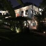 Issaya Siamese Club - 