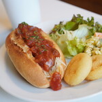 カフェ ブーム - スパイシーホットドッグモーニング９５０円