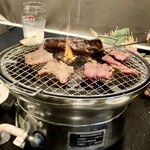 肉處 六 - どんどん焼くよ