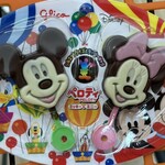 クスリのアオキ - 料理写真:ペロティ・ミッキー&ミニー 128円+税!