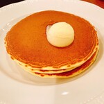 ロイヤルホスト - パンケーキ　ホイップバターは友人にあげました。
