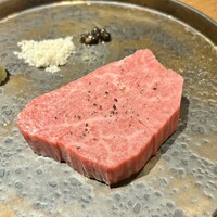 和牛とタン 焼肉 とみ 新橋本店 - 