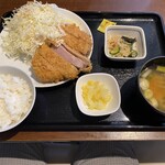なかうらわ食堂 - トンカツ定食