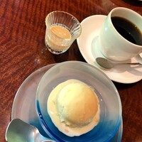 赤坂 津つ井 総本店 - 