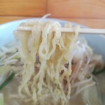 さがわ食堂 - 自家製手打ち縮れ麺！この食感がなんとも美味しい!