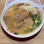 ラーメン横綱 - 煮込みバラ肉ラーメン