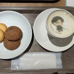 こもれびカフェ スイーツ&カフェ - 