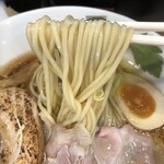 小麦生まれ、麺育ち。 - 麺リフトアップ