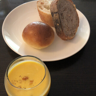 ポム・ダムール_1