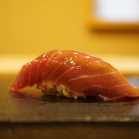 すし崇 - ◇中トロ 漬け（大間）
                こちらも漬けとする意図はきっとシャリと高める一体感。