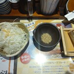 豚かつ専門 とんとん - 