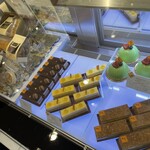 フレデリック カッセル 銀座三越店 - 