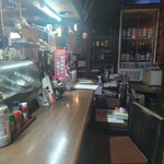 味の蔵どんつく - カウンター席から冷蔵庫