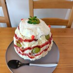 patisserie andbell - ぶどうミルクかき氷