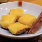 天ぷら初穂 - ・薩摩芋の1本揚げ(金時)