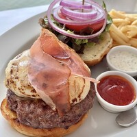 37 Steakhouse & Bar - 