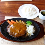 手作りハンバーグとピザの店　ライオン - 