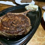 OUTBACK STEAKHOUSE - 料理写真: