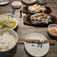 焼肉&手打ち冷麺 二郎 KANAYAMA - 
