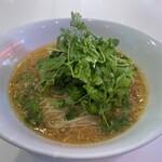 黄金の塩らぁ麺 ドゥエ イタリアン - 