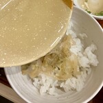 やよい軒 - ＋漬け物＆だし