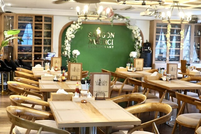 SAIGON MERCI photo 4