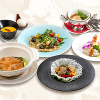 新風中国料理 空芯菜炒め 】800円＋税 🌿🌿 . 今週も1週間、皆さまお疲れ様