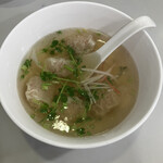 奇福扁食 - 帆立ワンタンスープ