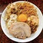 SORA - まぜそば小（税込950円）生卵（税込50円）