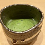日本料理 新茶家 - おなじみのプラチナ椀でお薄