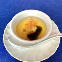赤坂 桃の木 - ②本日の蒸しスープ
                ・ずわい蟹とクラゲの蒸しスープ