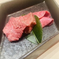 焼肉料理 牛吉日和 - 