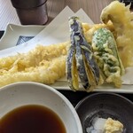海 番屋 フジマル - 天ぷらアップ