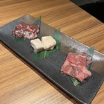 中目黒焼肉 登牛門 - 