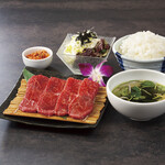 黒毛和牛焼肉 凱旋門 - 