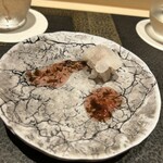 あま木 - 三河湾ハモ、梅干しと日本酒に蜂蜜ソース