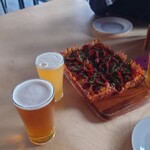 Crafty Robot Brewing - 料理写真:
