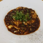 HANAMAKI モダンチャイニーズ 蓮 - 麻婆豆腐