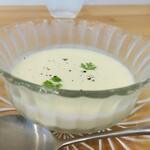 HANAMAKI モダンチャイニーズ 蓮 - とうもろこしの冷製スープ