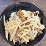 王道家直系 家系ラーメン がく - 